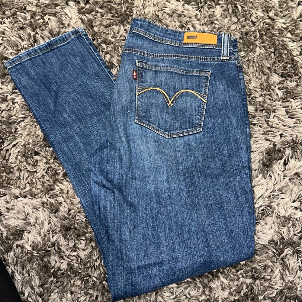Women’s low rise skinny Levi’s jeans